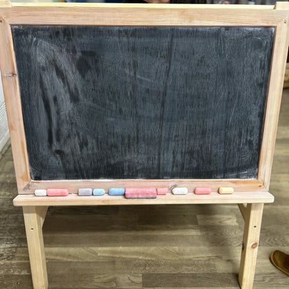 Little Learners Easel